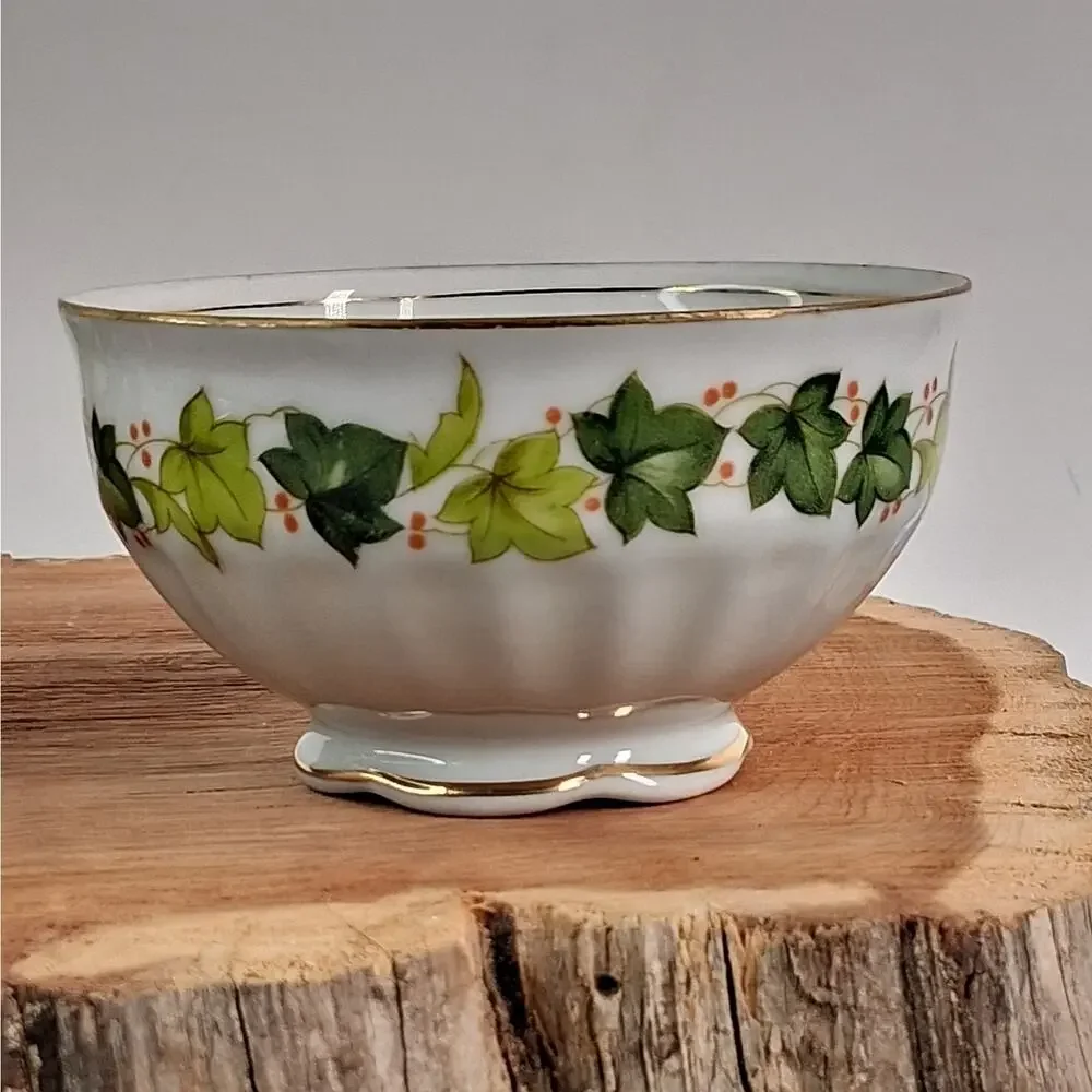 2 Vintage Regal China Lawndale Pattern Teacups Green Ivy Gold Trim Porcelain